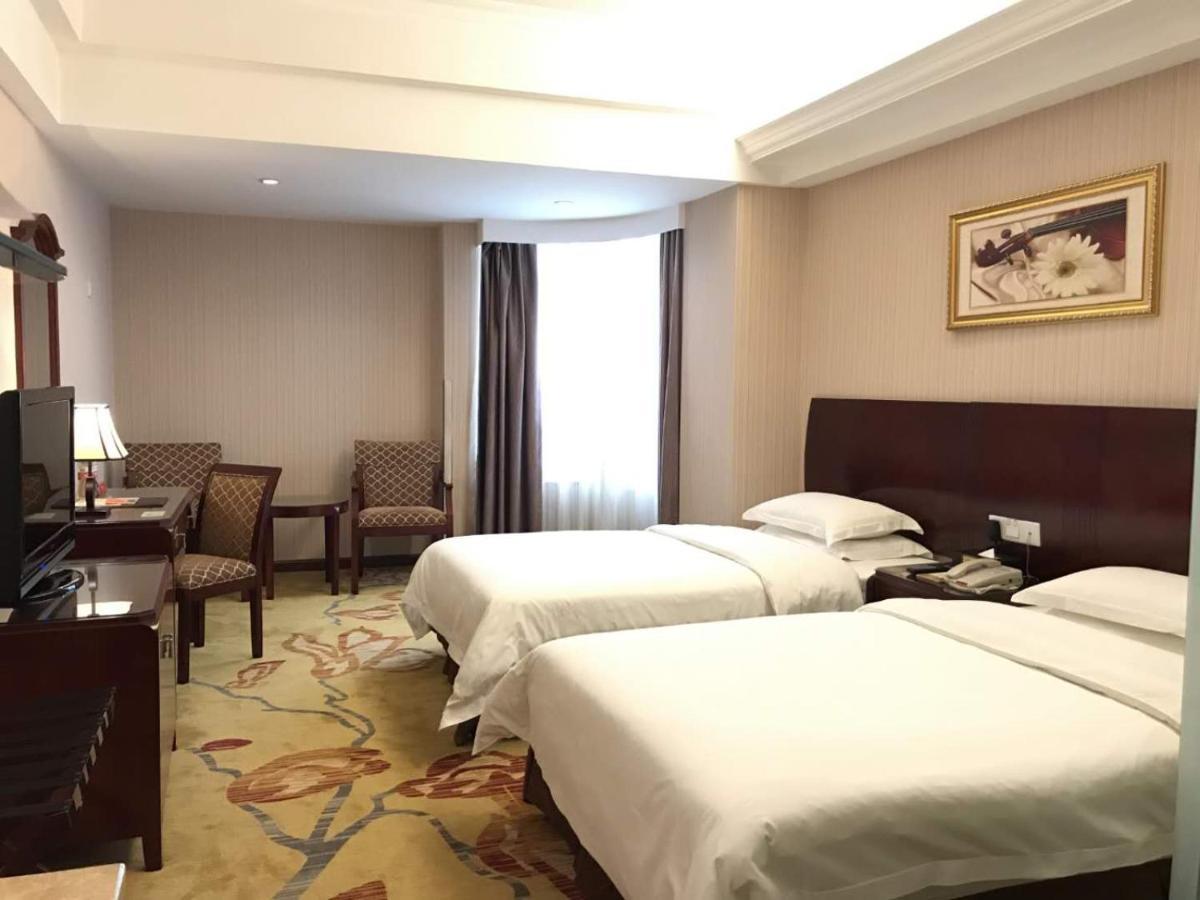 Vienna Hotel Shenzhen Yinhu Bus Station Esterno foto
