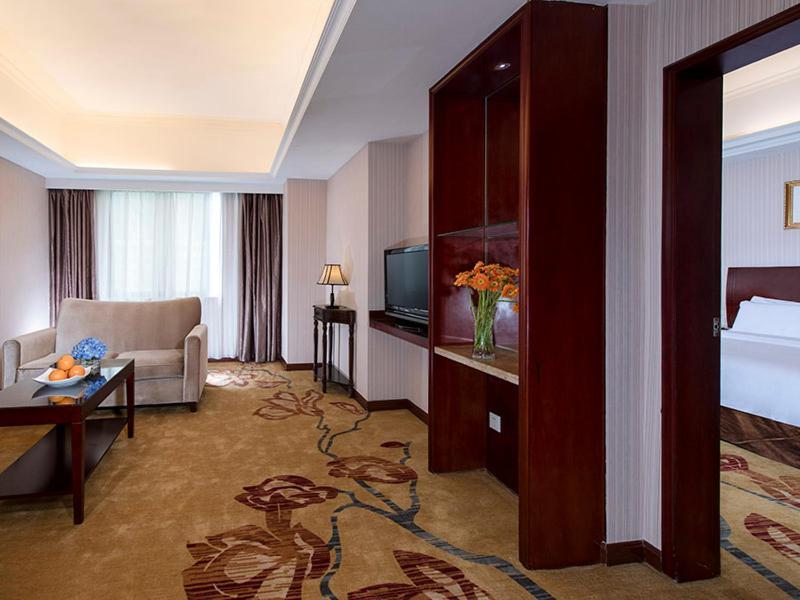 Vienna Hotel Shenzhen Yinhu Bus Station Esterno foto