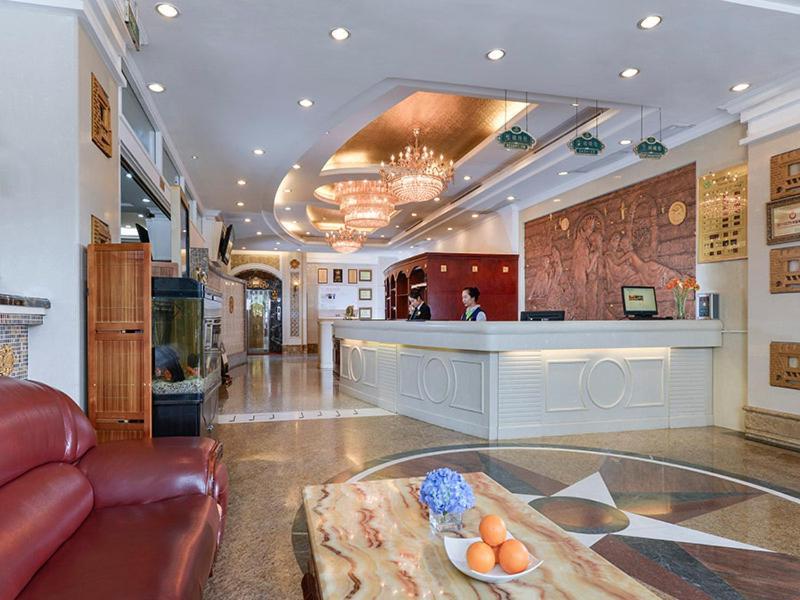Vienna Hotel Shenzhen Yinhu Bus Station Esterno foto