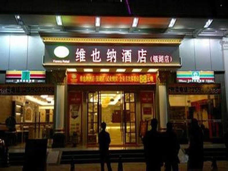 Vienna Hotel Shenzhen Yinhu Bus Station Esterno foto