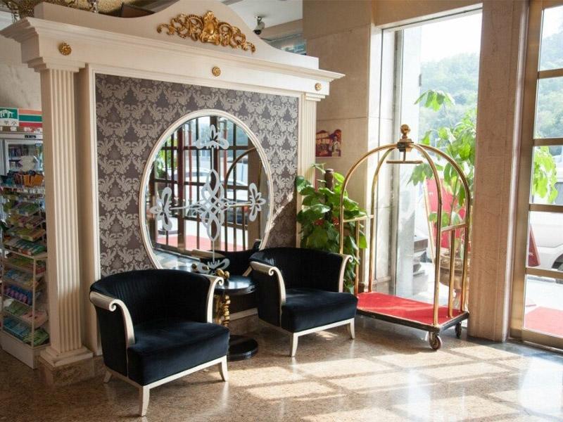 Vienna Hotel Shenzhen Yinhu Bus Station Esterno foto