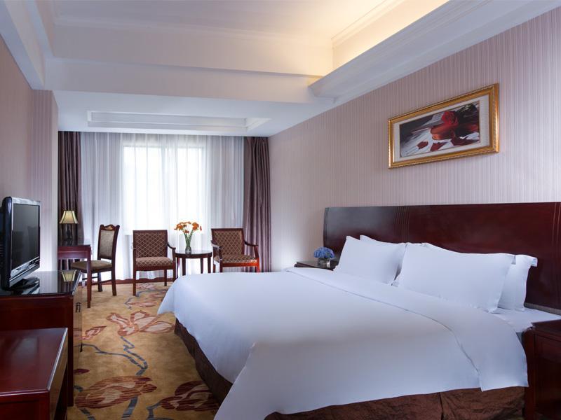 Vienna Hotel Shenzhen Yinhu Bus Station Esterno foto